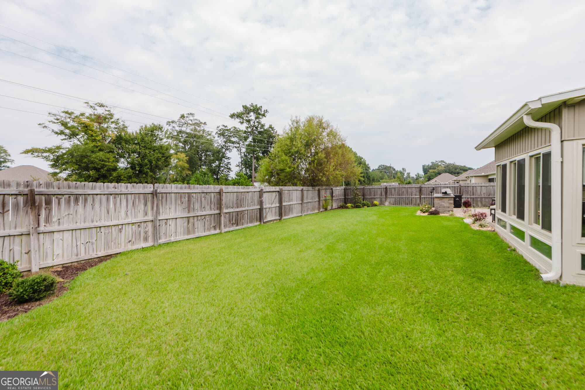 3 bedroom, 2 bathroom, 1,859 sq ft single family residence for sale at 107 Wynchase Lane, Bonaire, GA 31005 — photo 2