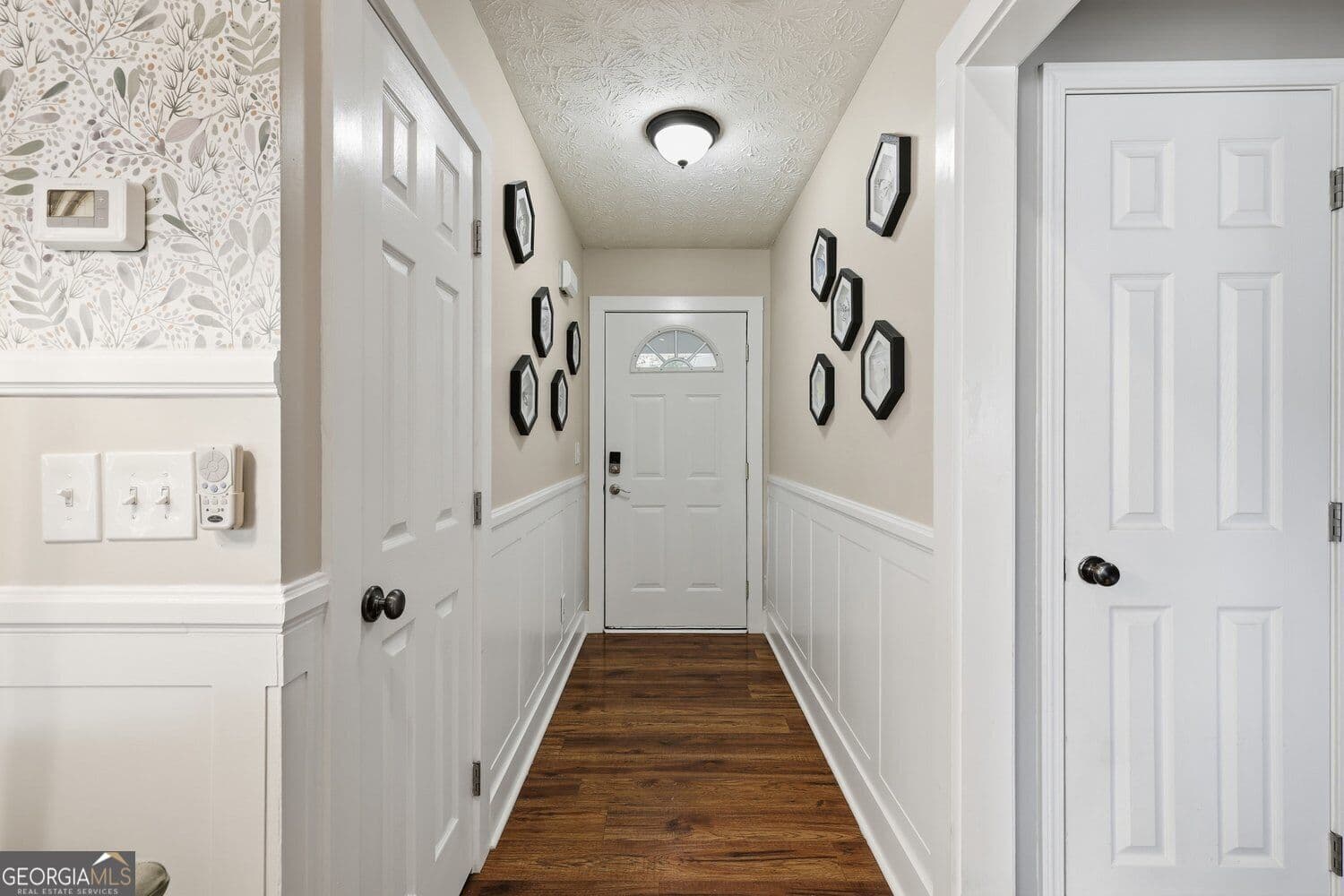 3 bedroom, 2 bathroom, 1,229 sq ft single family residence for sale at 44 Oakmont Drive, Cleveland, GA 30528 — photo 5