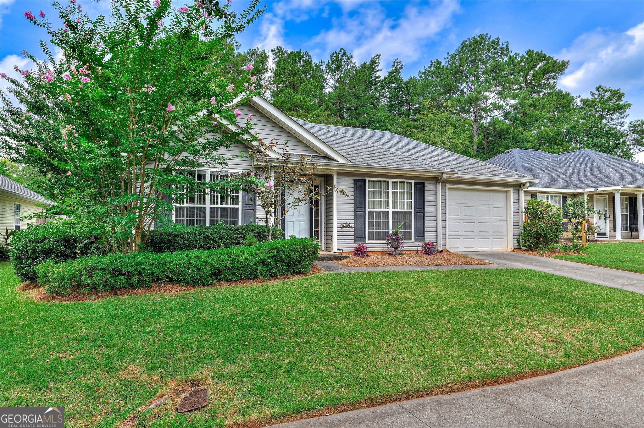 3 bedroom, 2 bathroom, 1,350 sq ft single family residence for sale at 124 Oakland Drive, North Augusta, SC 29860 — photo 3