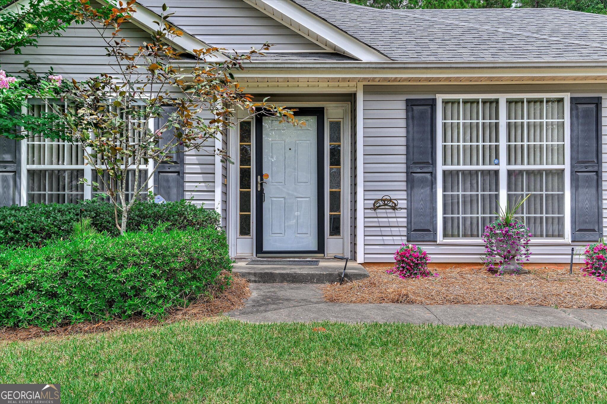 3 bedroom, 2 bathroom, 1,350 sq ft single family residence for sale at 124 Oakland Drive, North Augusta, SC 29860 — photo 4