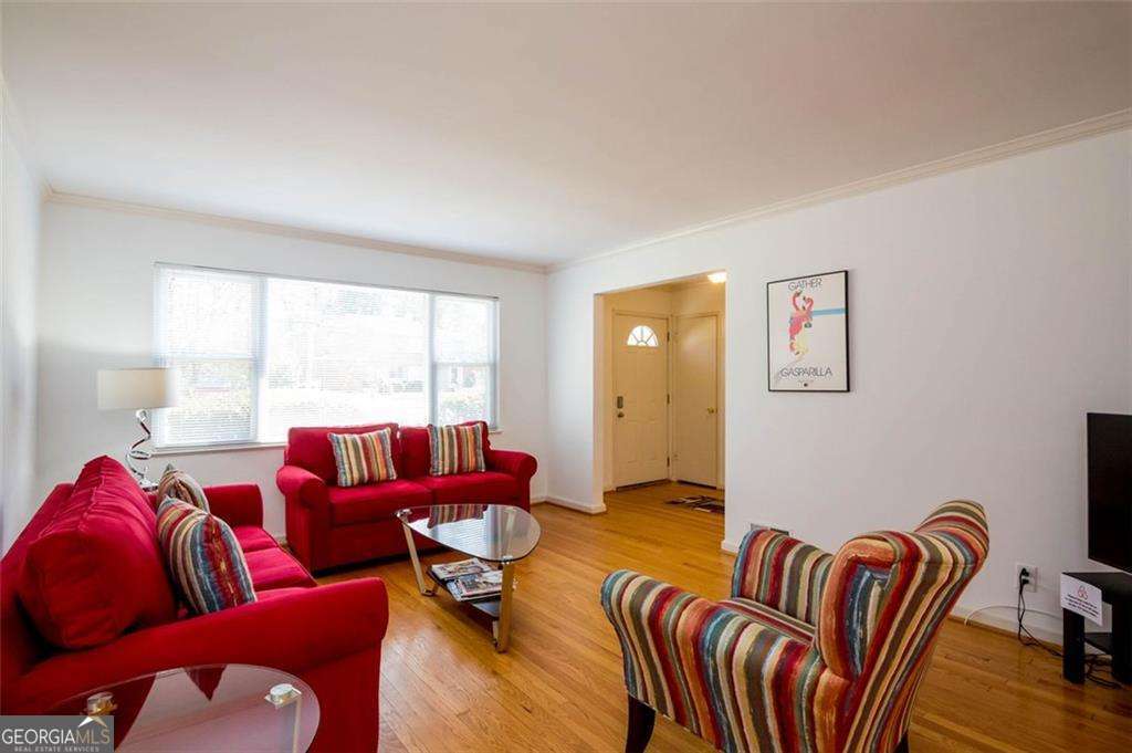 3 bedroom, 1.5 bathroom, 1,546 sq ft duplex for rent at 1536 Beech Valley Way, Atlanta, GA 30306 for $2,750 a month — photo 8