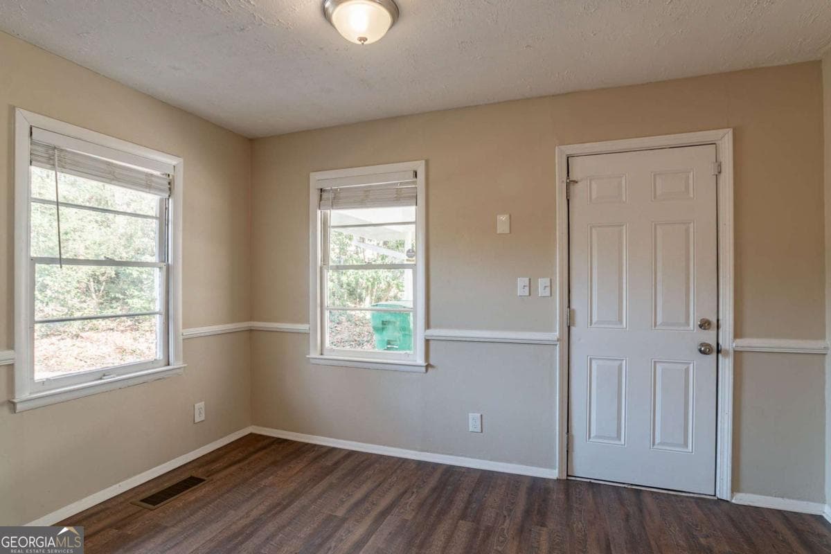 4 bedroom, 1 bathroom, 1,118 sq ft single family residence for sale at 3018 Meadowview Drive, Atlanta, GA 30316 — photo 9