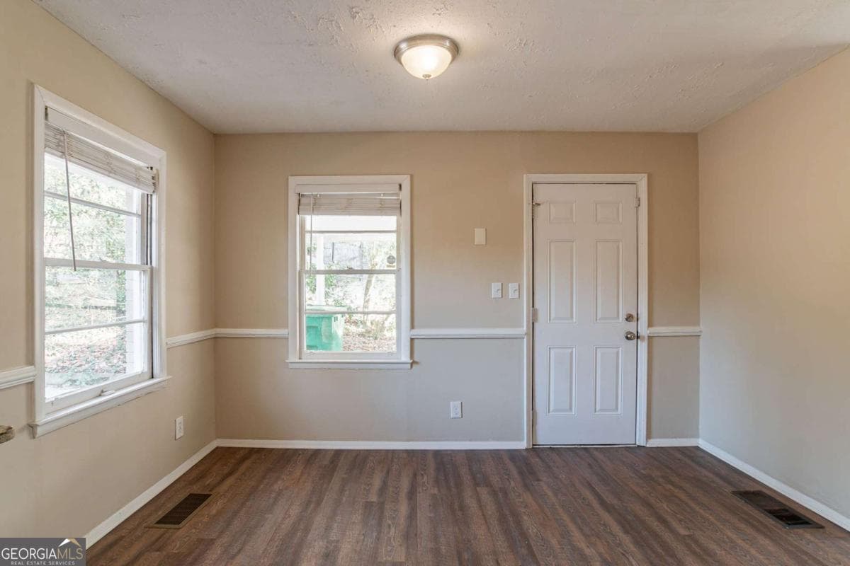 4 bedroom, 1 bathroom, 1,118 sq ft single family residence for sale at 3018 Meadowview Drive, Atlanta, GA 30316 — photo 8
