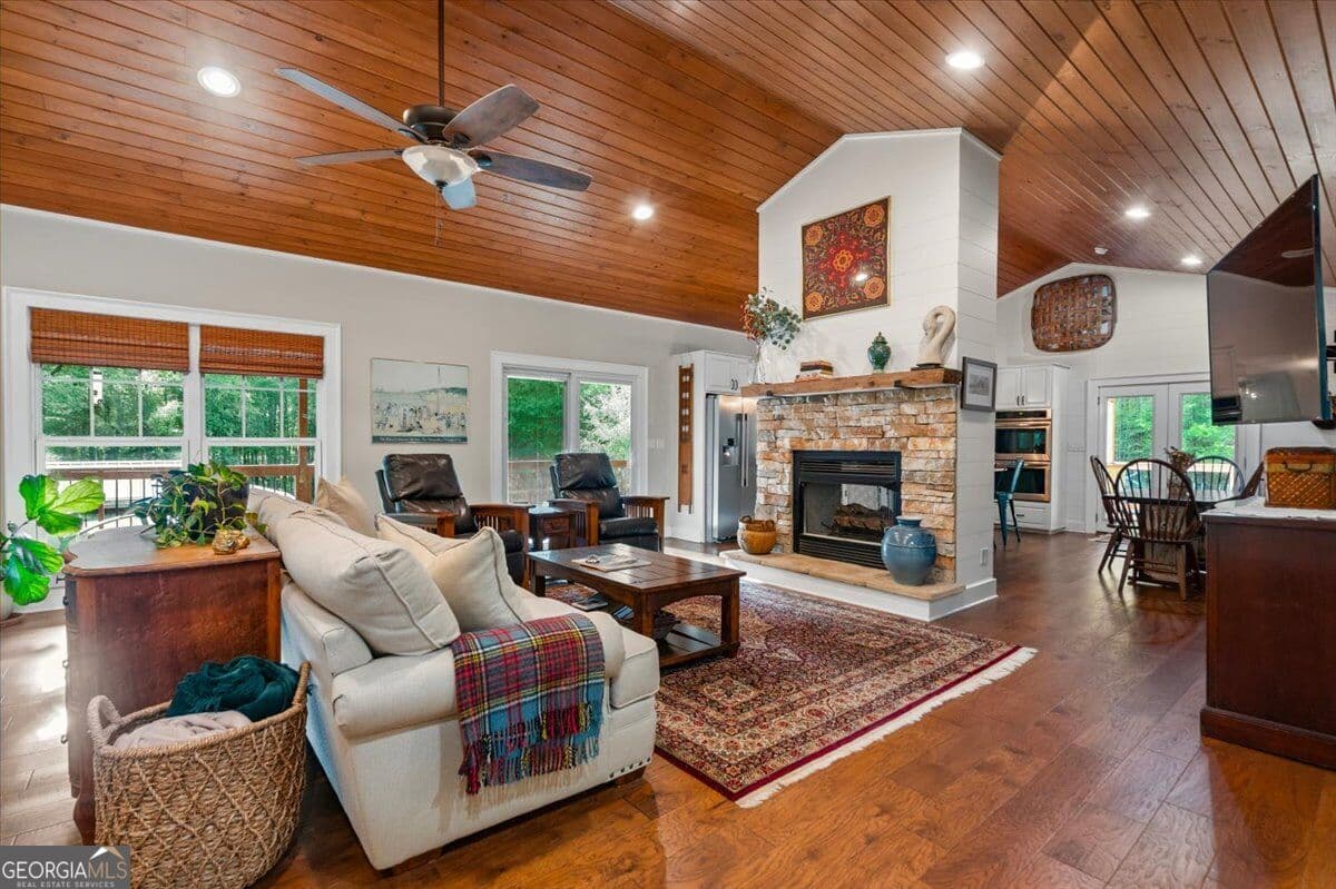 3 bedroom, 3 bathroom, 1,873 sq ft single family residence under contract at 372 Salem Church Road, Lexington, GA 30648 — photo 4