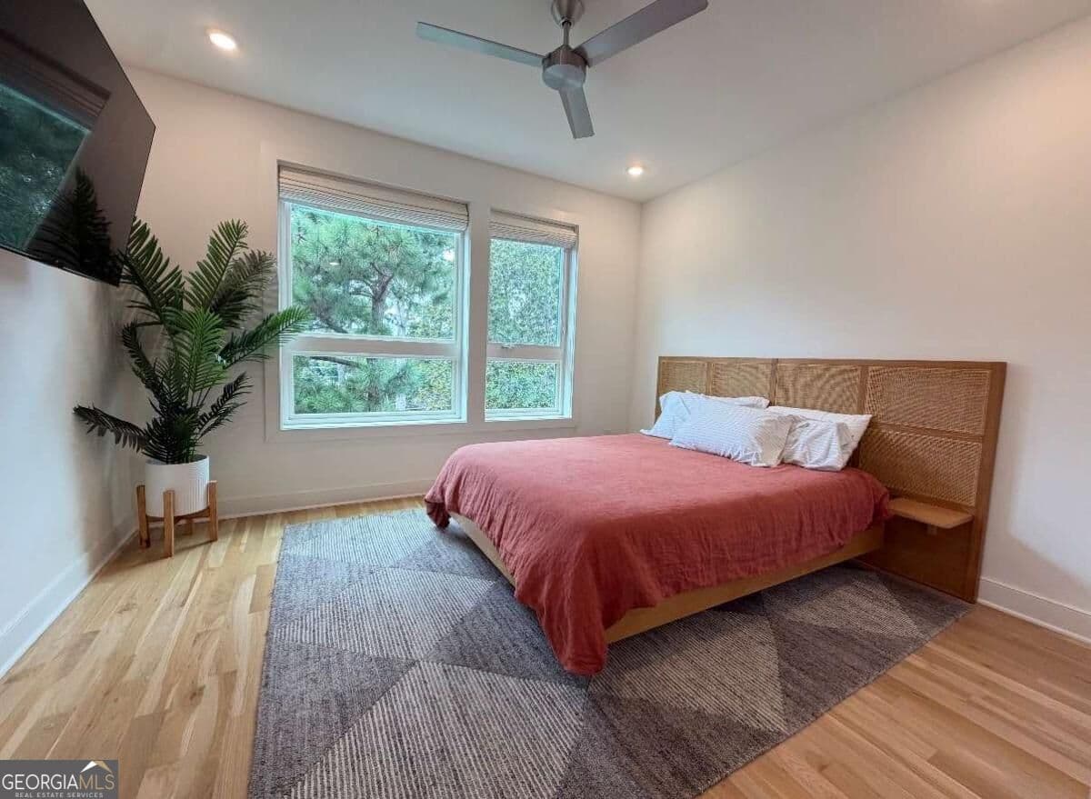 2 bedroom, 2.5 bathroom townhouse for rent at 2199 Lenox Road, Atlanta, GA 30324 for $3,200 a month — photo 8