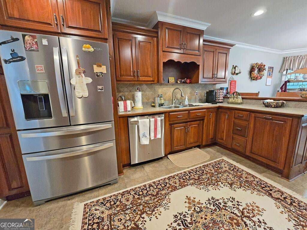 3 bedroom, 2 bathroom, 2,299 sq ft single family residence for sale at 4160 Rebecca Circle, Valdosta, GA 31606 — photo 6