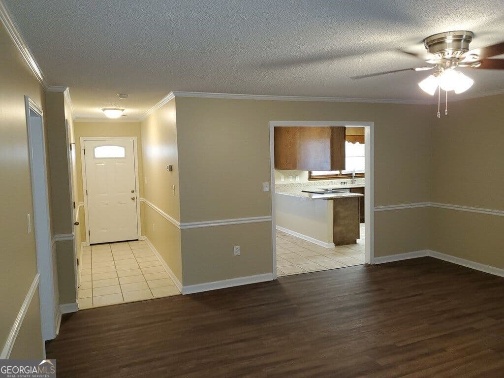 3 bedroom, 2 bathroom single family residence for rent at 104 Mockingbird Drive, Dublin, GA 31021 for $2,095 a month — photo 2