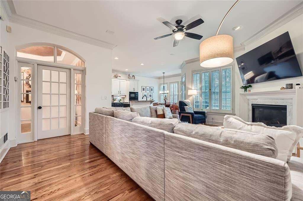 3 bedroom, 3.5 bathroom, 3,180 sq ft townhouse for sale at 4669 Ivygate Circle, Atlanta, GA 30339 — photo 6