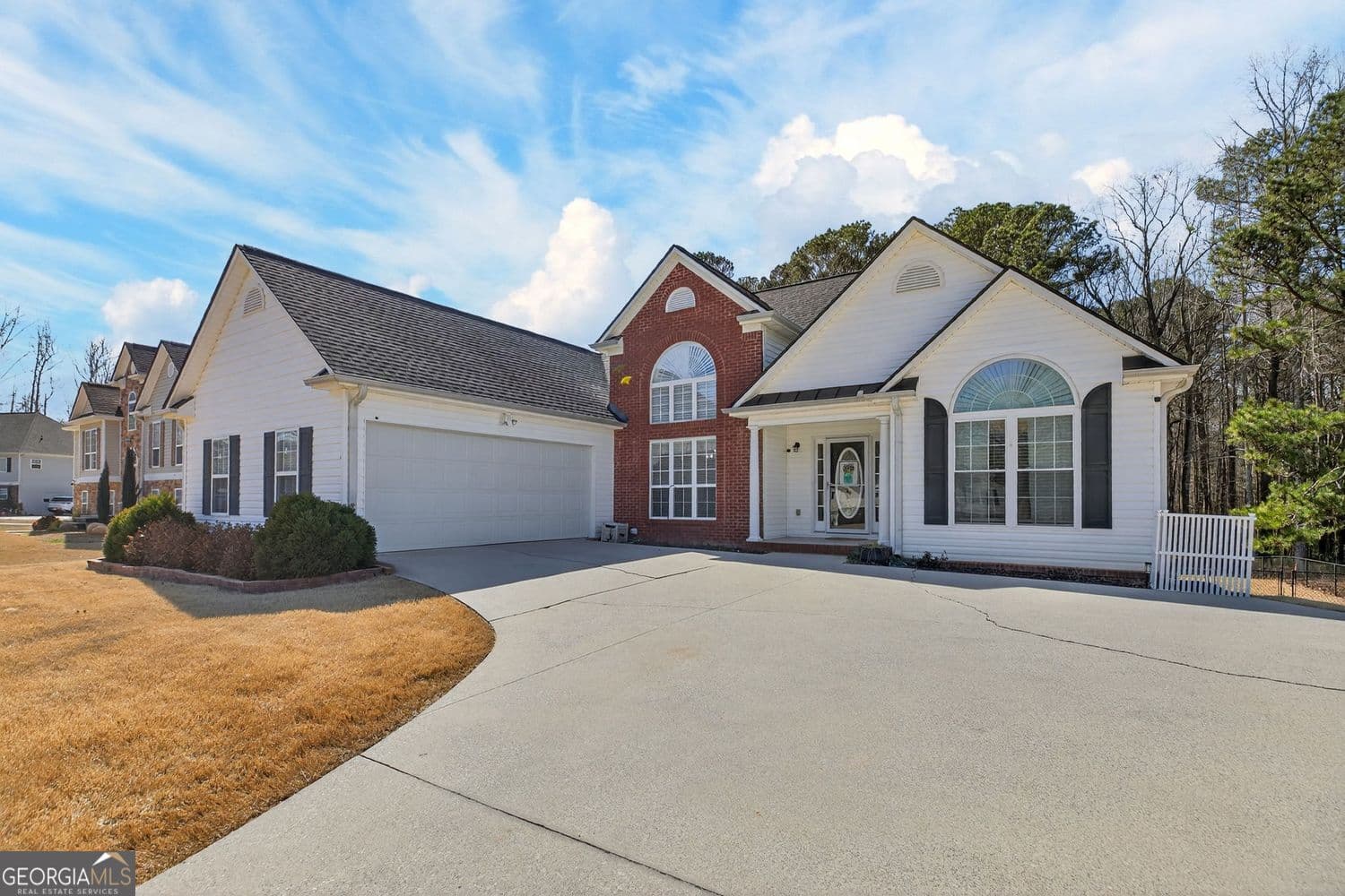 5 bedroom, 3 bathroom, 3,380 sq ft single family residence sold at 143 Autumn Run Place, Villa Rica, GA 30180