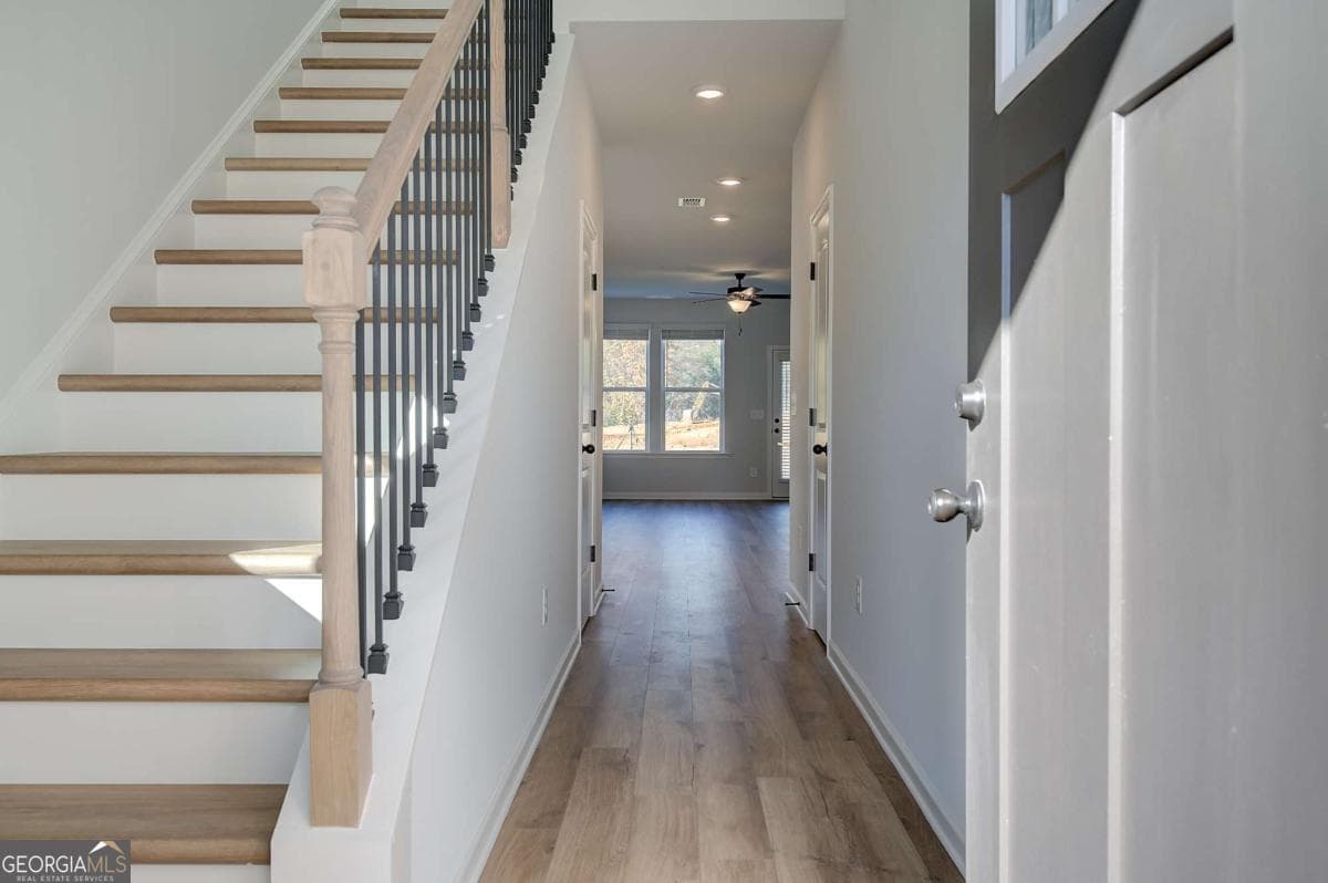 4 bedroom, 3.5 bathroom, 2,163 sq ft single family residence for sale at 332 Bedford Trace, Conyers, GA 30094 — photo 4