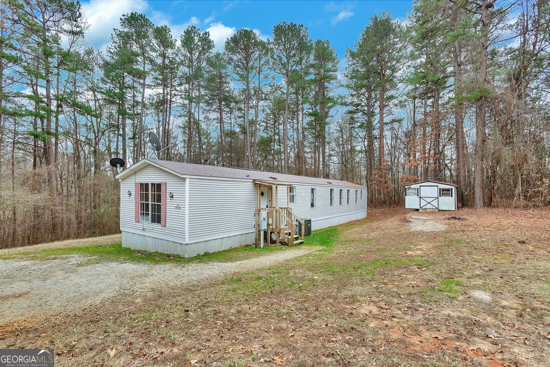 915 Longs Knoll Drive, Walhalla, SC 29691 — most recent listing photo