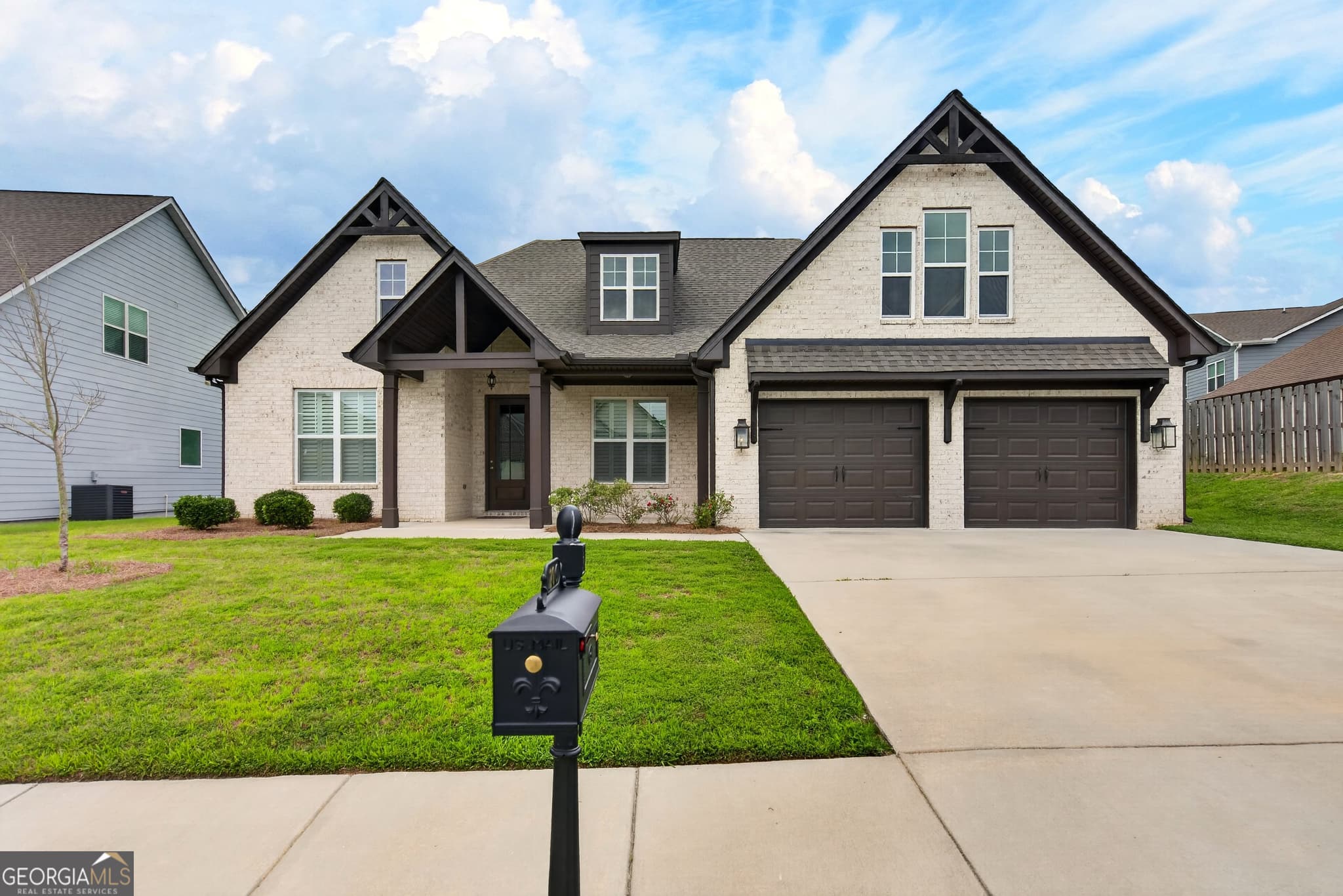 3 bedroom, 2 bathroom, 2,255 sq ft single family residence for sale at 206 Linman Drive, Lagrange, GA 30241 — photo 2