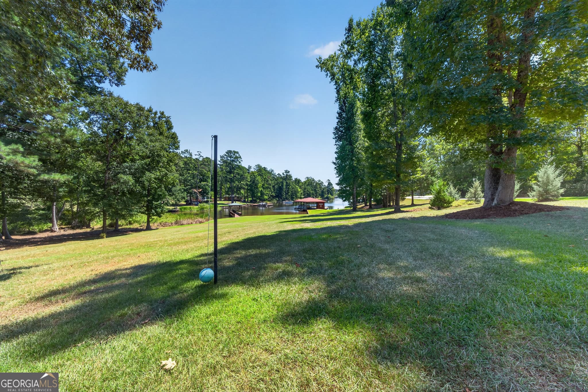 3 bedroom, 2.5 bathroom, 1,738 sq ft single family residence for sale at 366 Sinclair Road, Eatonton, GA 31024 — photo 5