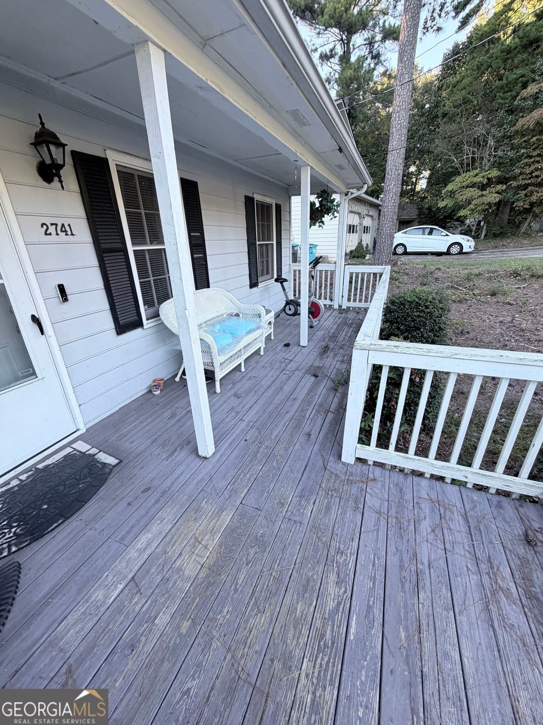 4 bedroom, 3 bathroom, 1,980 sq ft single family residence for sale at 2741 Chickory Hill, Snellville, GA 30039 — photo 5