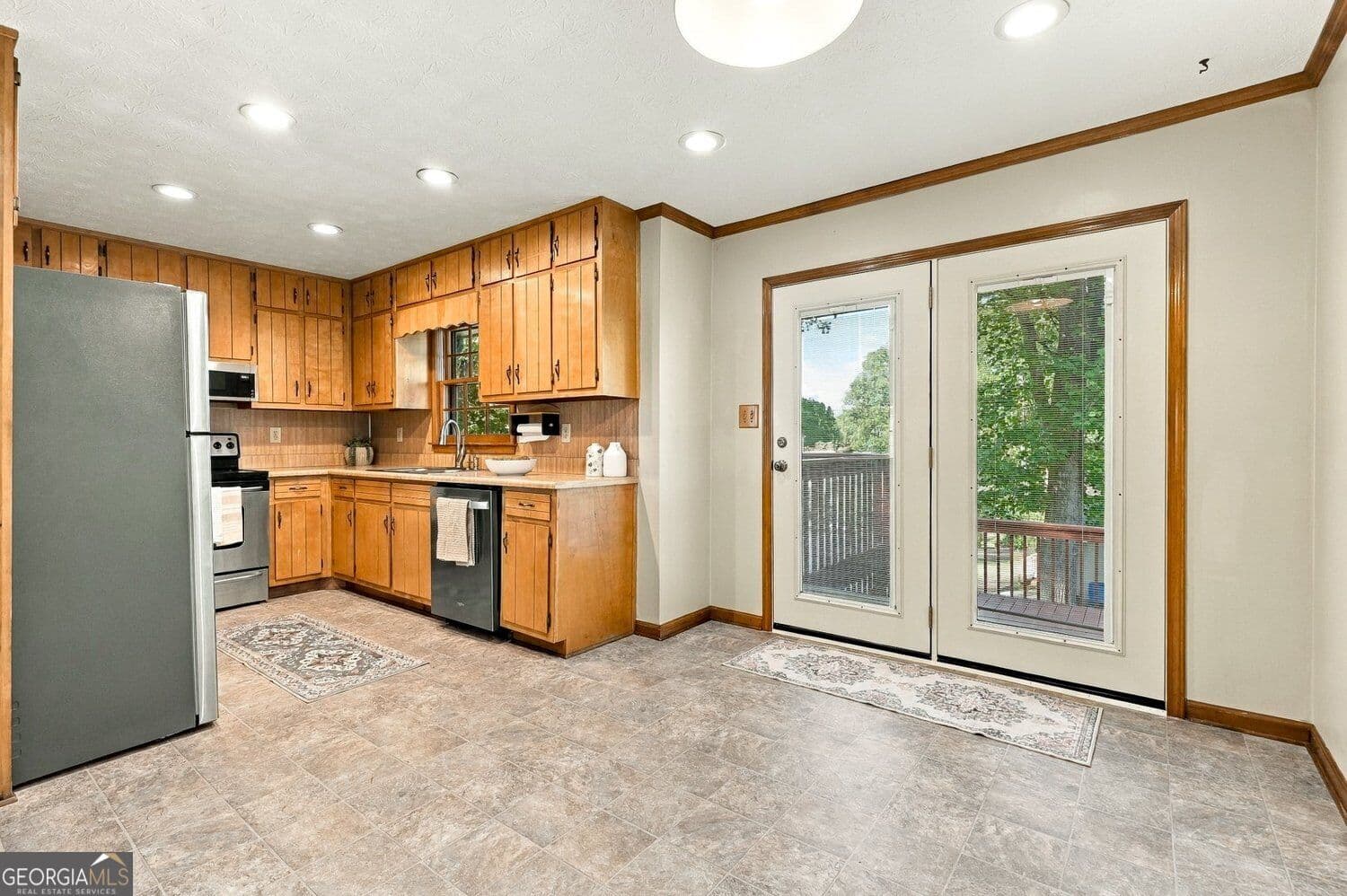 3 bedroom, 2 bathroom, 3,045 sq ft single family residence for sale at 1750 Sundale Drive, Lawrenceville, GA 30046 — photo 9