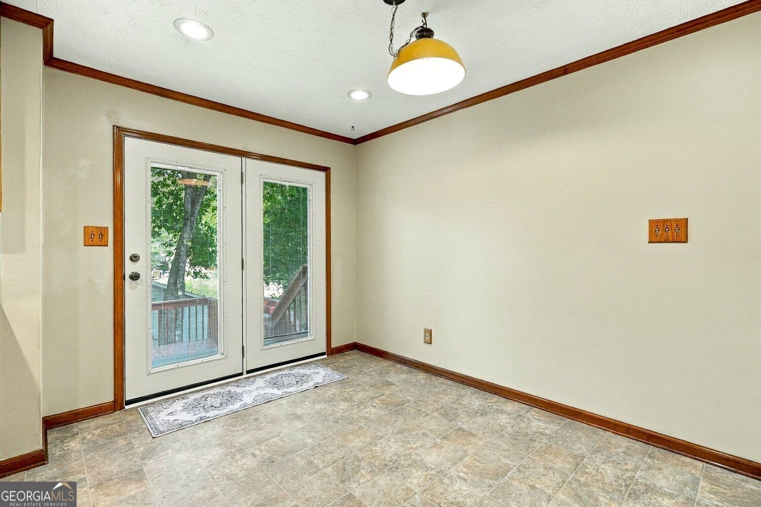3 bedroom, 2 bathroom, 3,045 sq ft single family residence for sale at 1750 Sundale Drive, Lawrenceville, GA 30046 — photo 10
