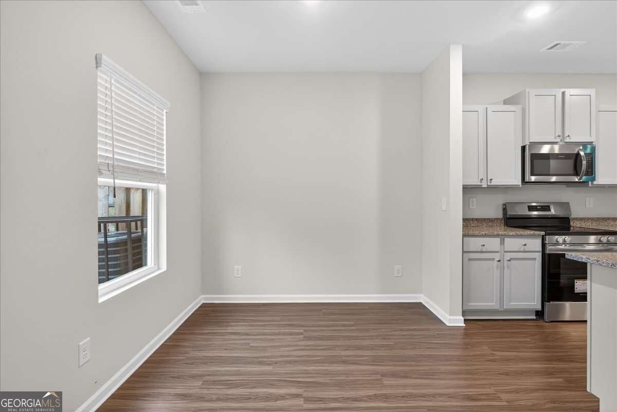 3 bedroom, 2.5 bathroom, 1,665 sq ft townhouse for sale at 105 Brexley Drive, Calhoun, GA 30701 — photo 7