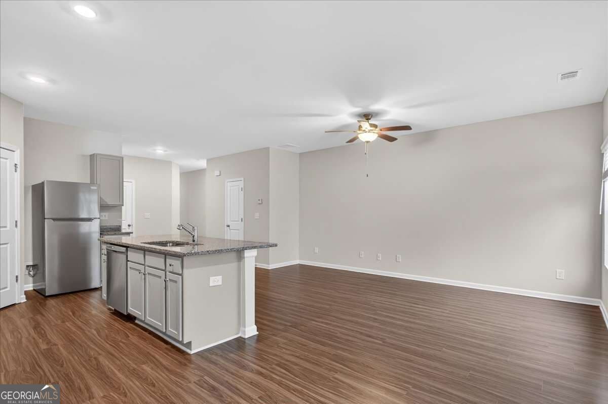 3 bedroom, 2.5 bathroom, 1,665 sq ft townhouse for sale at 105 Brexley Drive, Calhoun, GA 30701 — photo 5