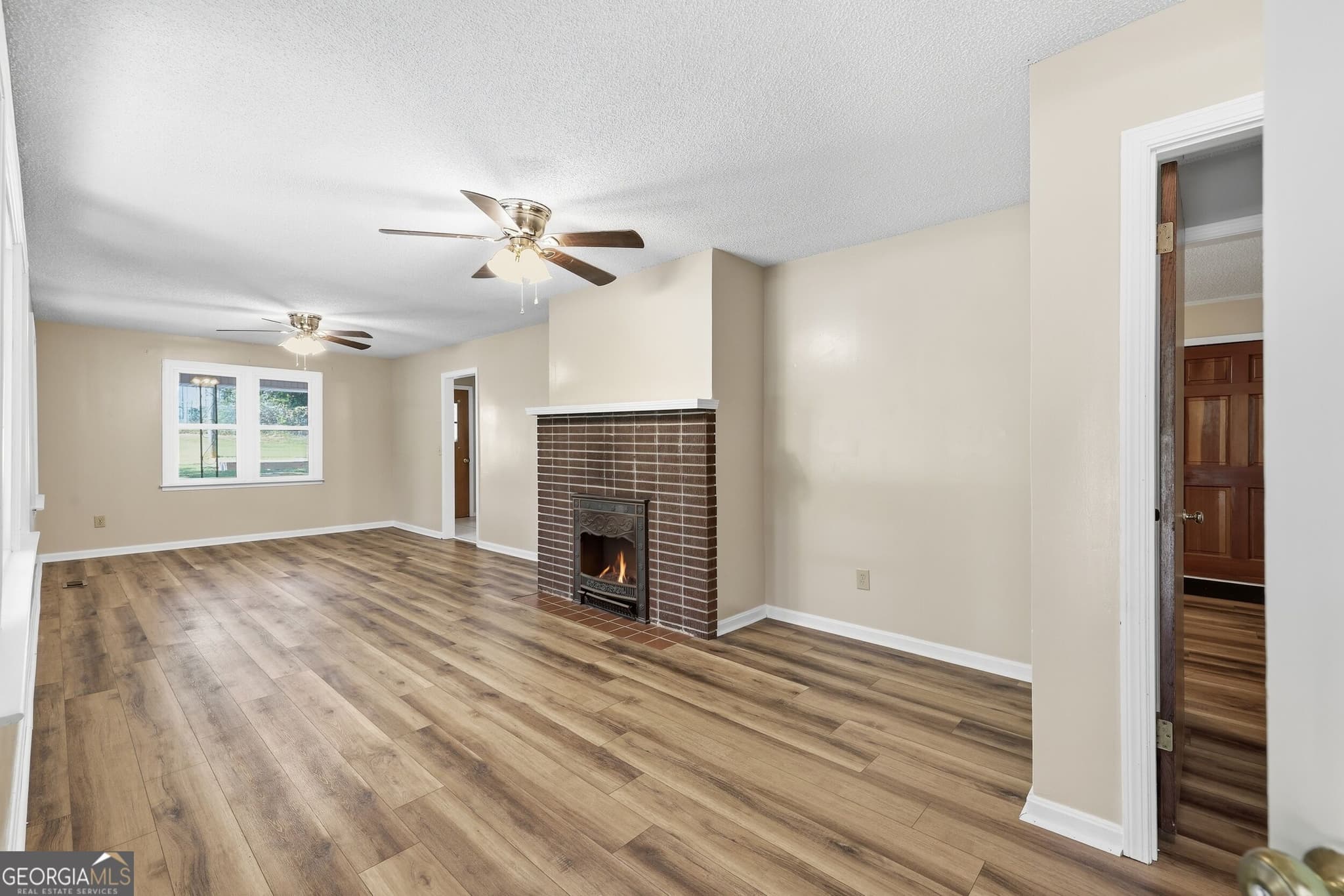 4 bedroom, 2 bathroom, 1,935 sq ft single family residence for sale at 6344 Mize Road, Toccoa, GA 30577 — photo 5