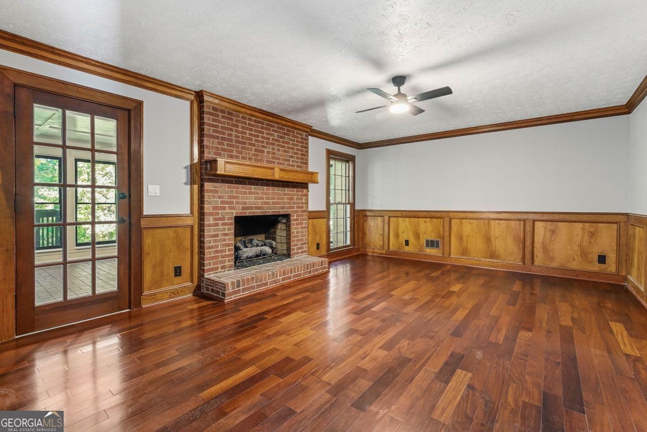4 bedroom, 3.5 bathroom, 3,475 sq ft single family residence for rent at 3331 Channing Court, Lawrenceville, GA 30044 for $3,800 a month — photo 6