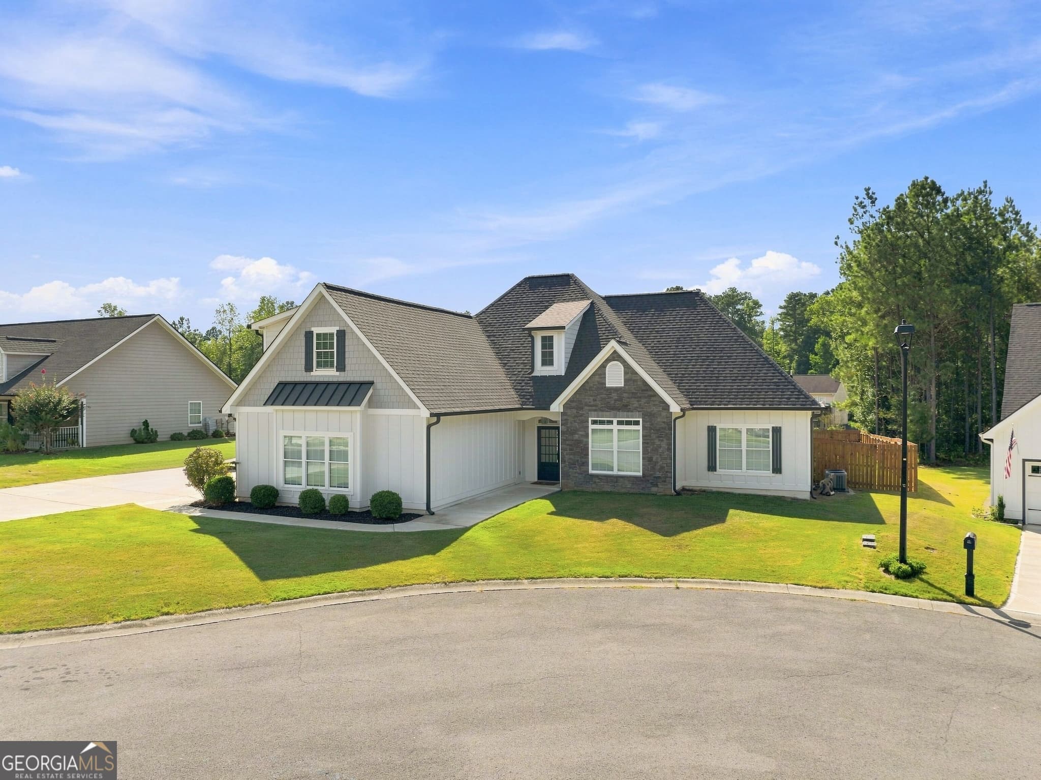 4 bedroom, 3 bathroom, 2,500 sq ft single family residence for sale at 5 Ellen Court, Rome, GA 30165 — photo 3