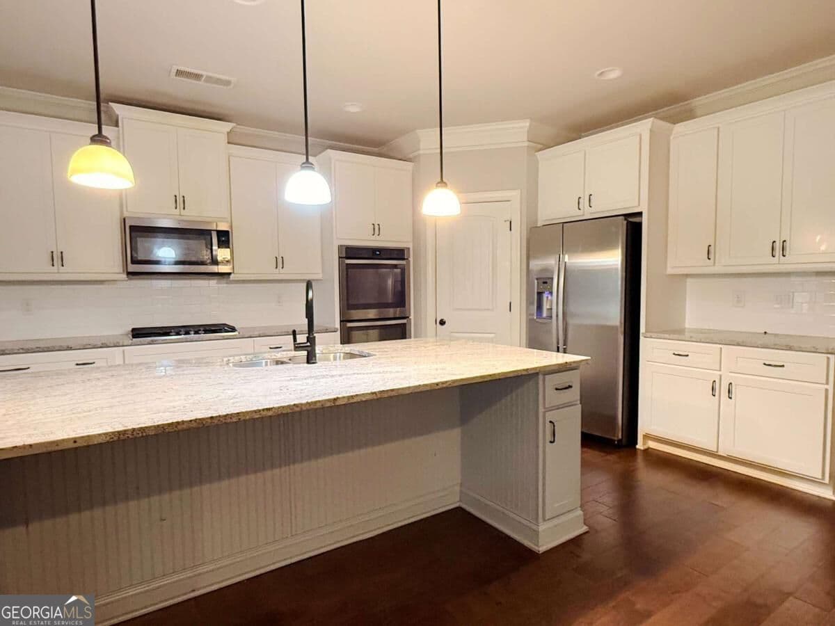 5 bedroom, 4.5 bathroom, 4,303 sq ft single family residence for sale at 273 Enfield Lane, Mcdonough, GA 30252 — photo 8