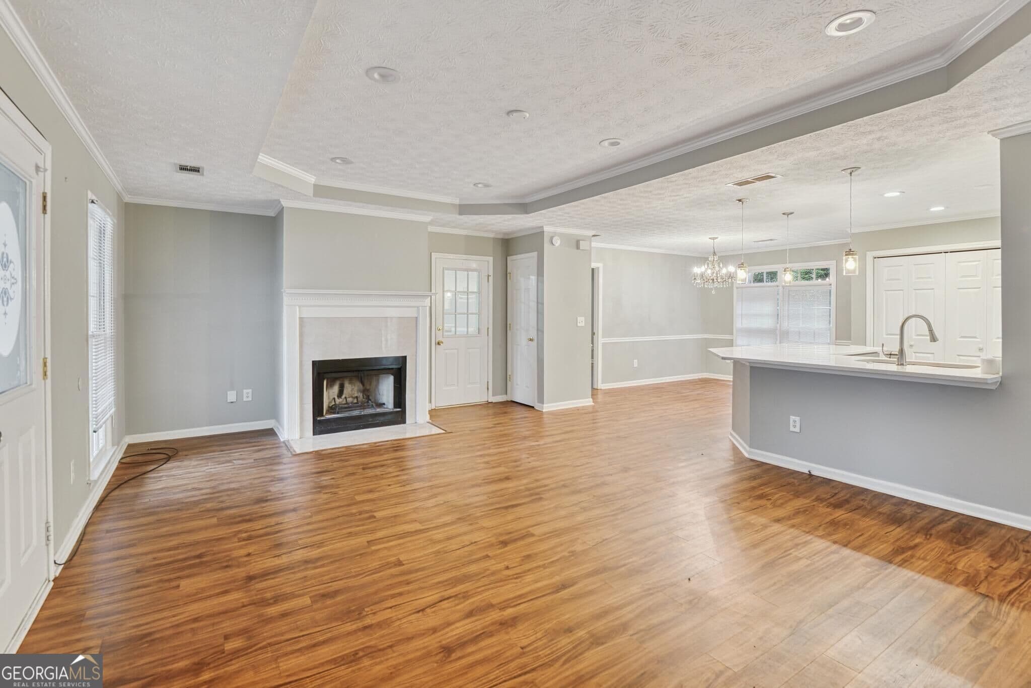 3 bedroom, 2 bathroom, 1,450 sq ft single family residence for sale at 2880 Highpoint Road, Snellville, GA 30078 — photo 6