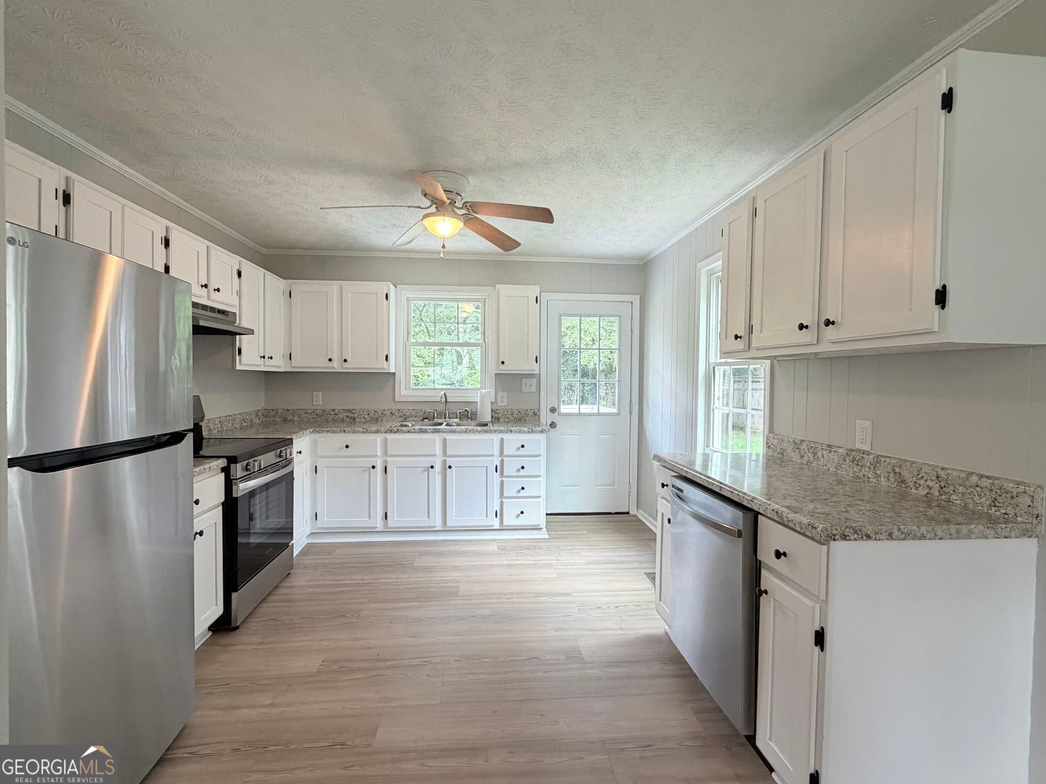 4 bedroom, 2 bathroom, 1,440 sq ft single family residence for sale at 1282 Kesler Road, Winder, GA 30680 — photo 2