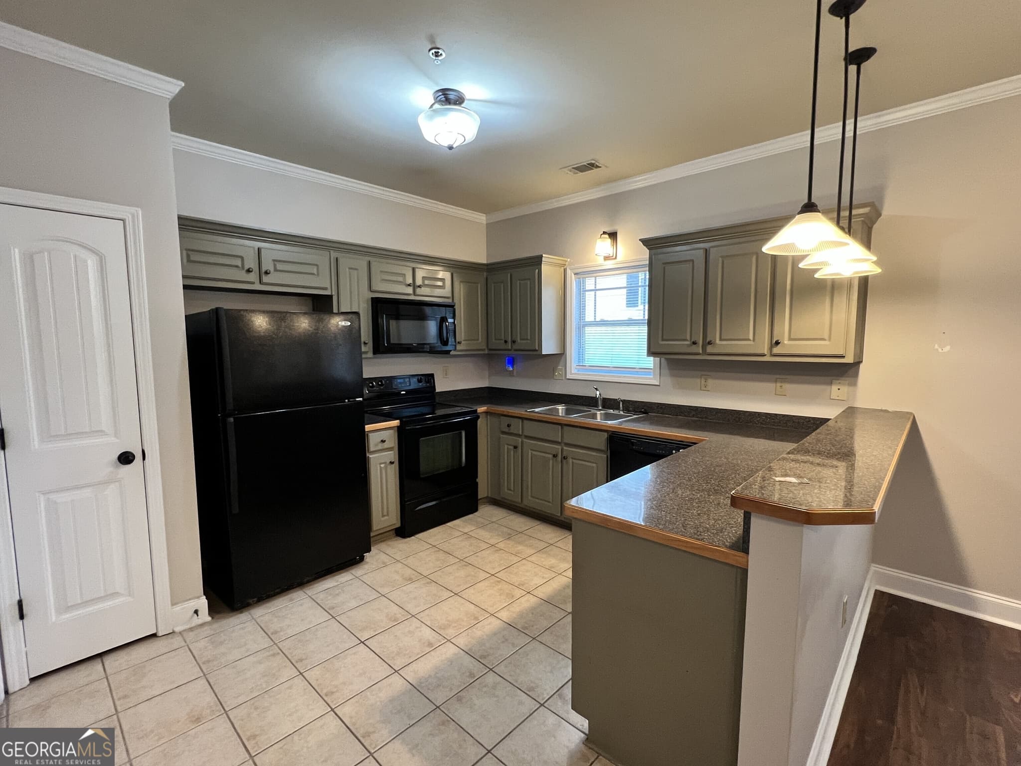 3 bedroom, 3.5 bathroom, 1,360 sq ft townhouse for sale at 164 Foreman Drive, Athens, GA 30605 — photo 5