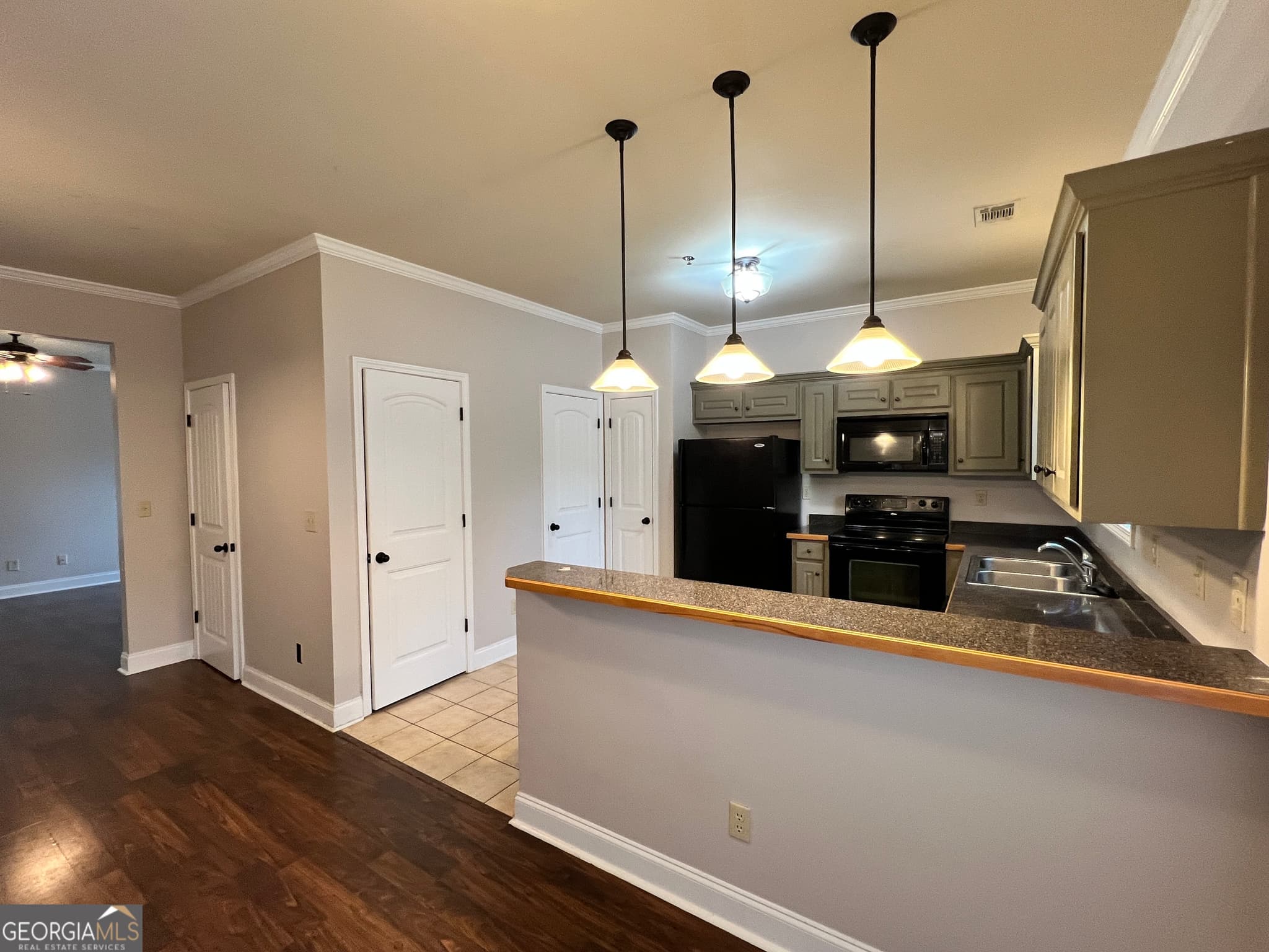 3 bedroom, 3.5 bathroom, 1,360 sq ft townhouse for sale at 164 Foreman Drive, Athens, GA 30605 — photo 8