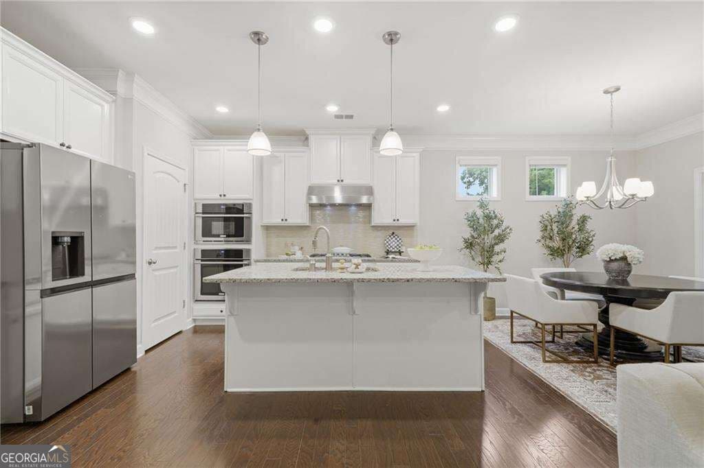 4 bedroom, 3 bathroom, 2,800 sq ft single family residence for sale at 2910 Prestwood Drive, Cumming, GA 30040 — photo 4