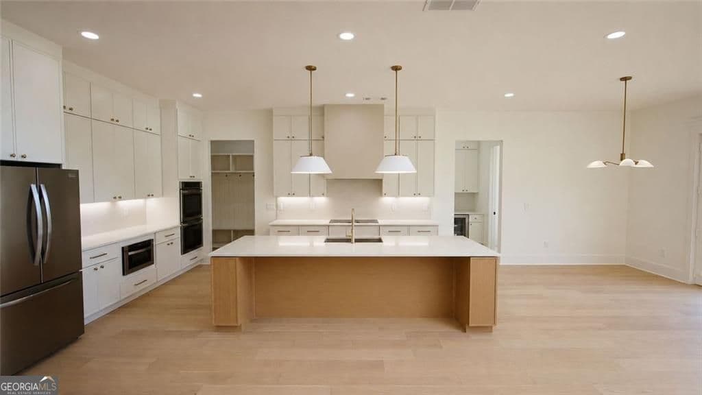 5 bedroom, 4.5 bathroom, 5,444 sq ft single family residence for sale at 6214 Blackjack Road, Flowery Branch, GA 30542 — photo 8