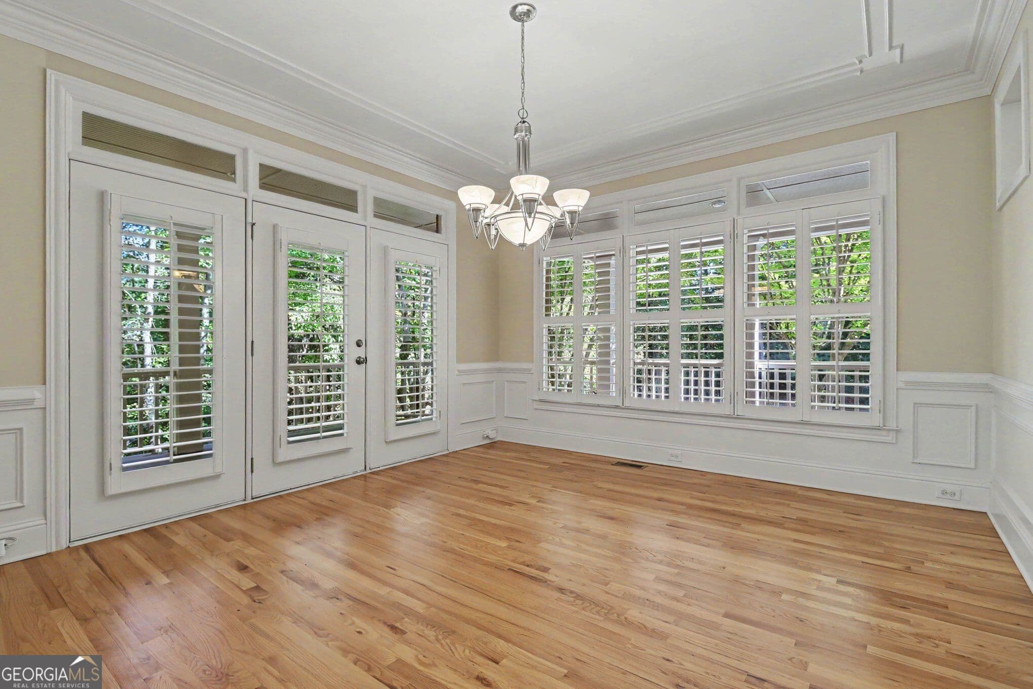 5 bedroom, 5.5 bathroom, 5,009 sq ft single family residence for sale at 720 Barberry Drive, Milton, GA 30004 — photo 7