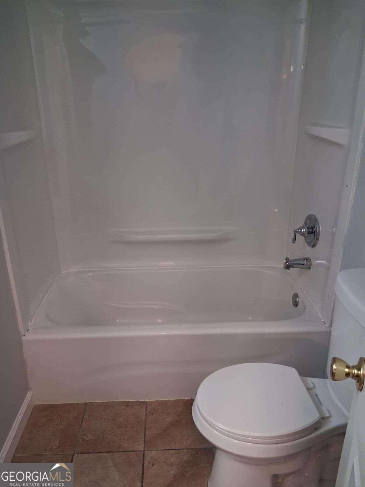 4 bedroom, 2 bathroom, 1,600 sq ft single family residence for rent at 134 SE Revere turn Trail, Fairburn, GA 30213 for $2,200 a month — photo 5
