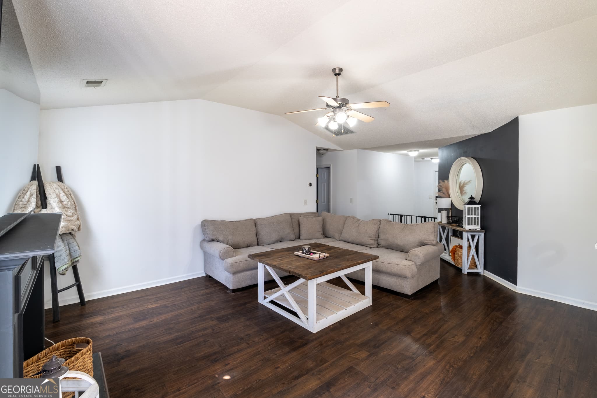 3 bedroom, 2 bathroom, 1,488 sq ft single family residence for sale at 272 Augusta Woods Drive, Villa Rica, GA 30180 — photo 7