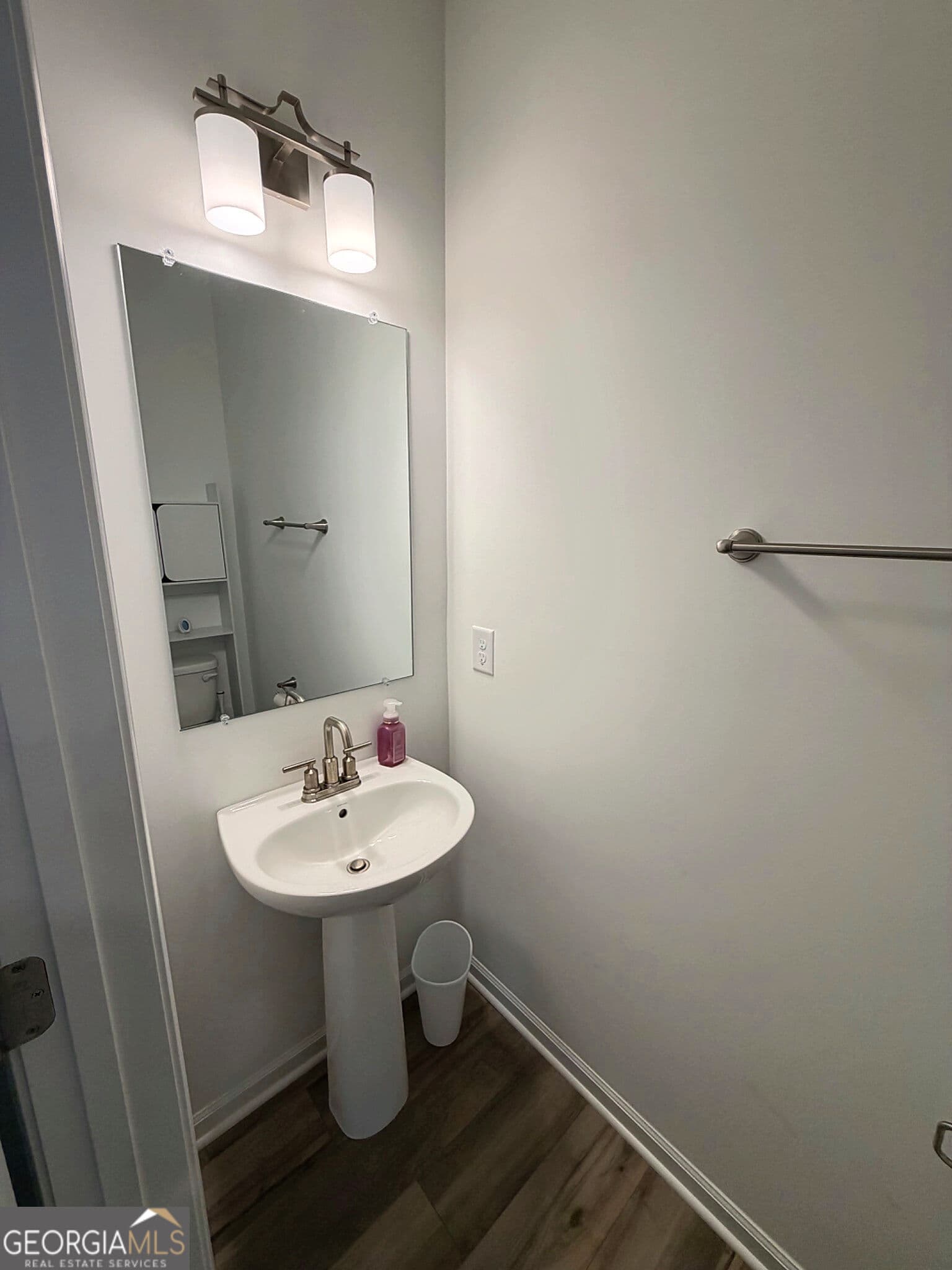3 bedroom, 2.5 bathroom, 1,801 sq ft townhouse for sale at 5130 Arista Drive, Douglasville, GA 30135 — photo 7
