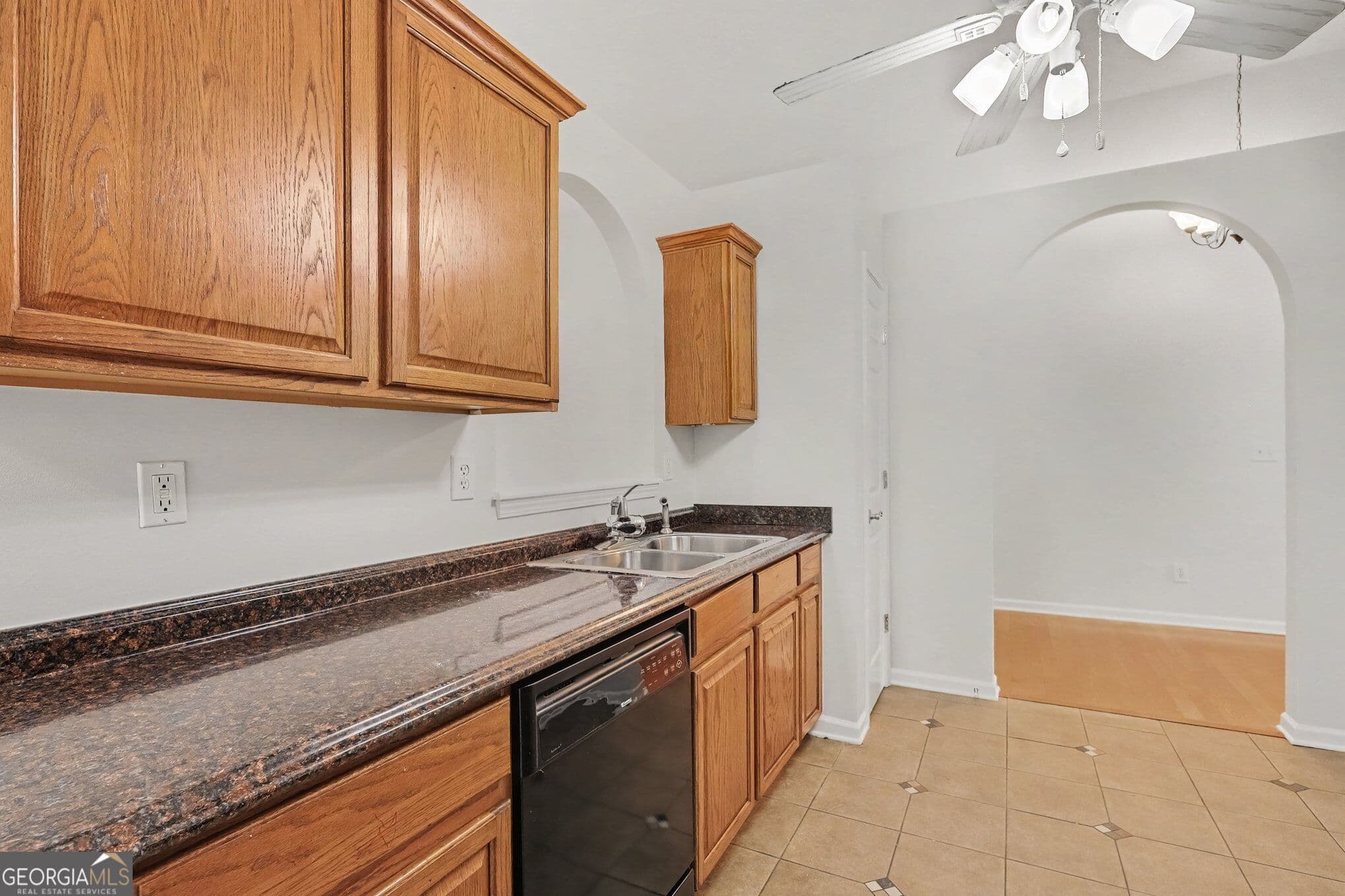 3 bedroom, 2 bathroom, 1,803 sq ft single family residence for sale at 2105 Raegan Court, Monroe, GA 30655 — photo 10