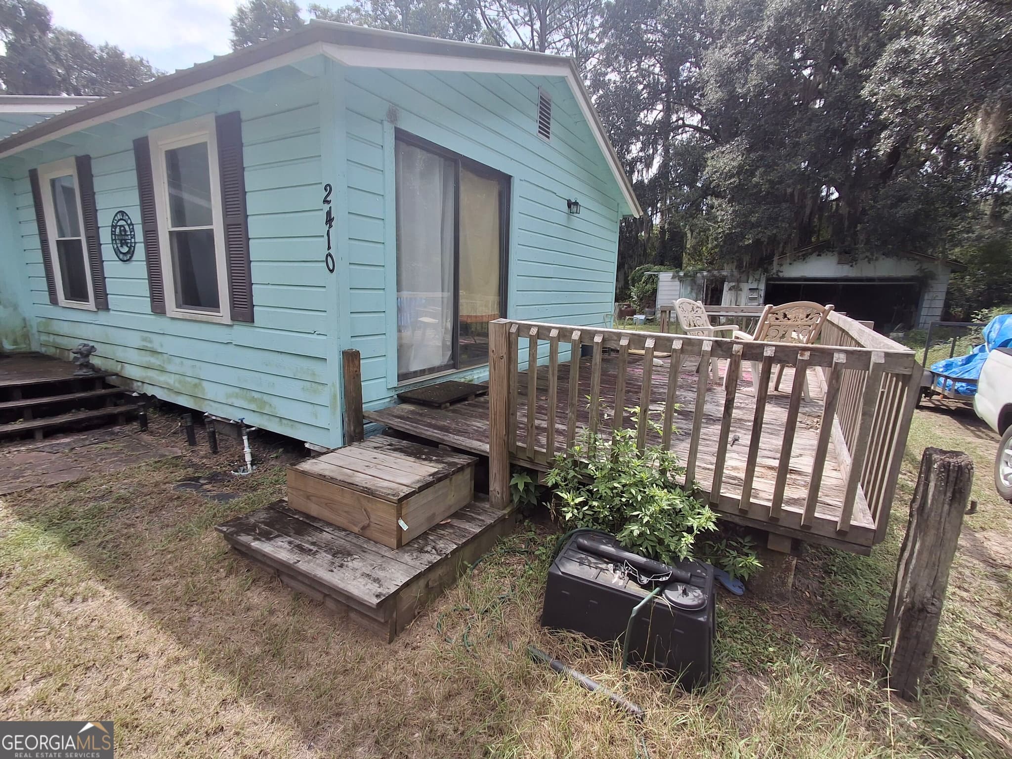 3 bedroom, 1 bathroom, 1,304 sq ft single family residence under contract at 2410 Spivey Avenue, Garden City, GA 31408