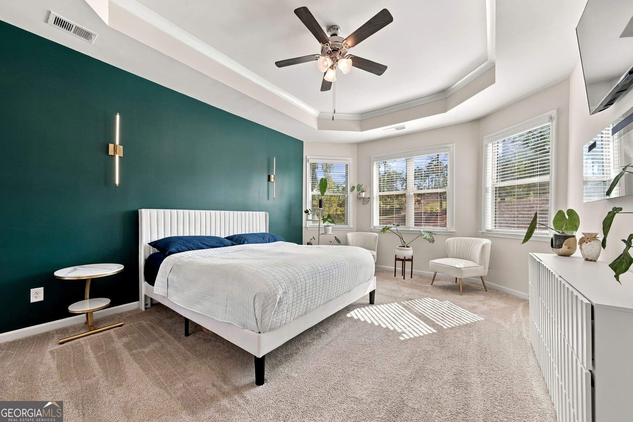 4 bedroom, 3.5 bathroom, 2,996 sq ft single family residence for sale at 330 Darien Drive, Senoia, GA 30276 — photo 8