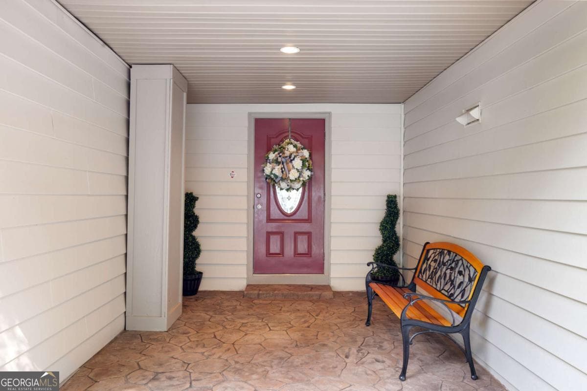2 bedroom, 3 bathroom, 2,660 sq ft single family residence for sale at 1396 Deerfield Road, Young Harris, GA 30582 — photo 8