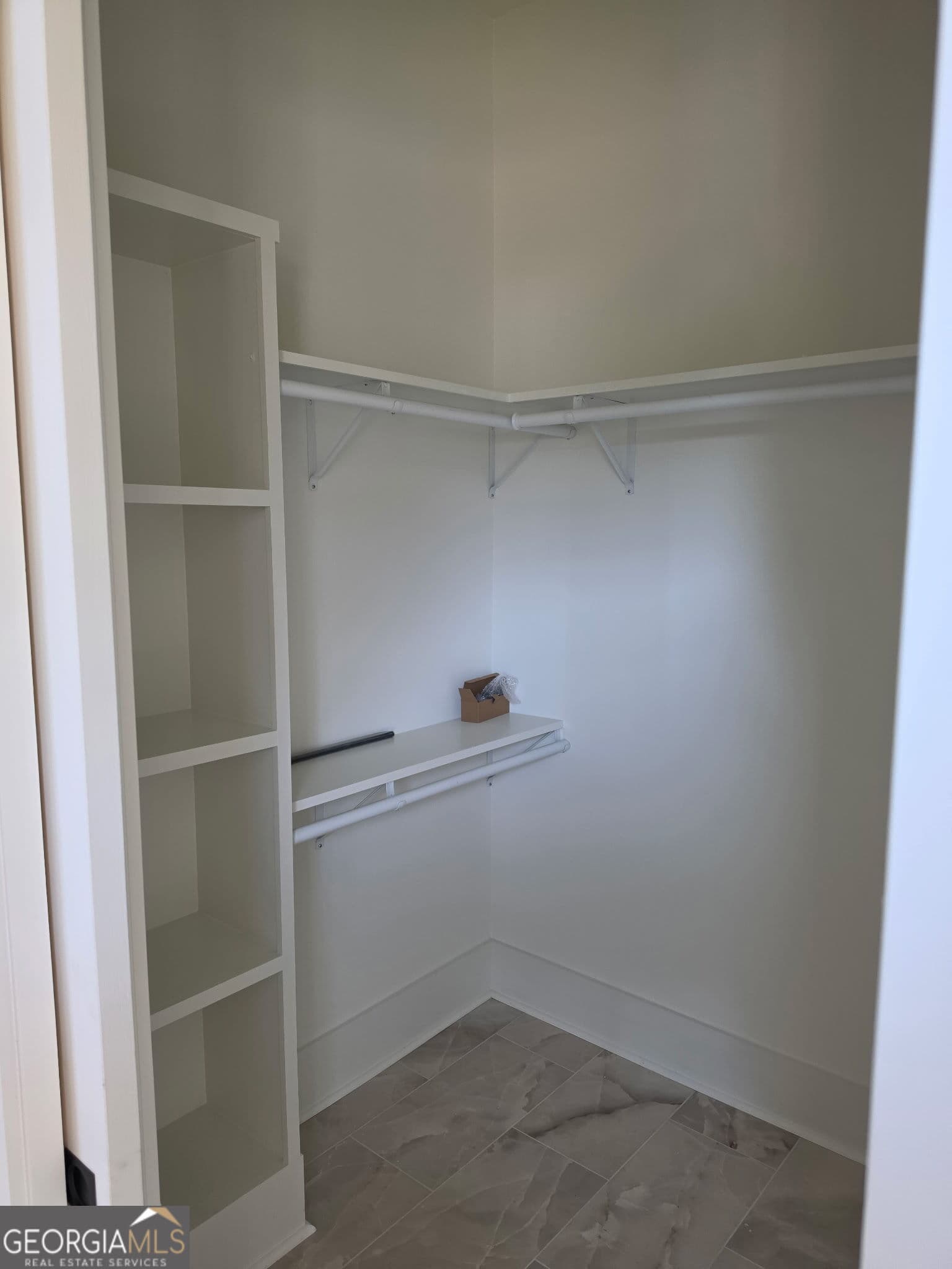 2 bedroom, 2 bathroom, 1,245 sq ft single family residence for sale at 342 Thomas Road, Fort Oglethorpe, GA 30742 — photo 8