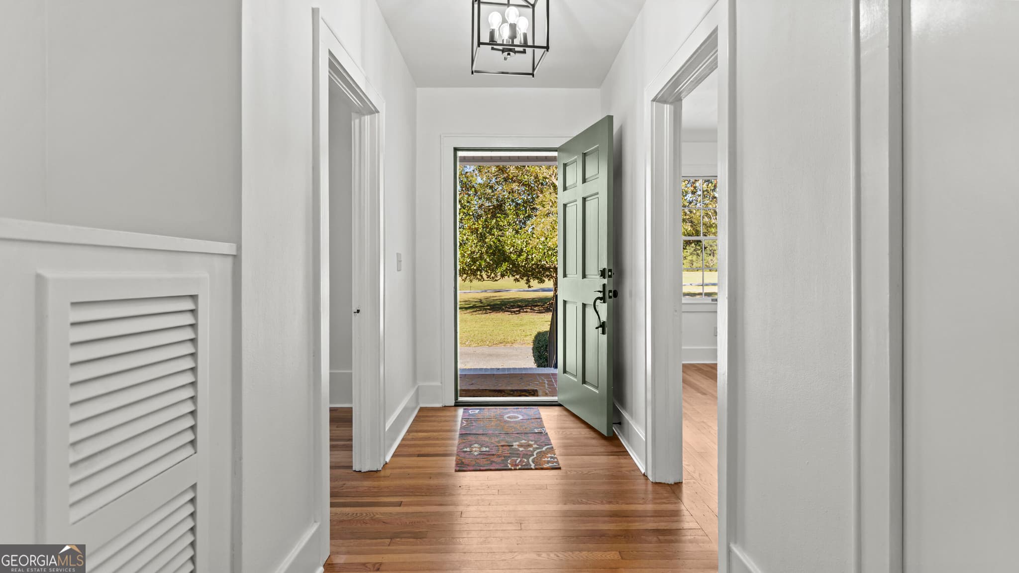 4 bedroom, 3 bathroom, 3,053 sq ft single family residence for sale at 806 N Main Street, Sylvania, GA 30467 — photo 6