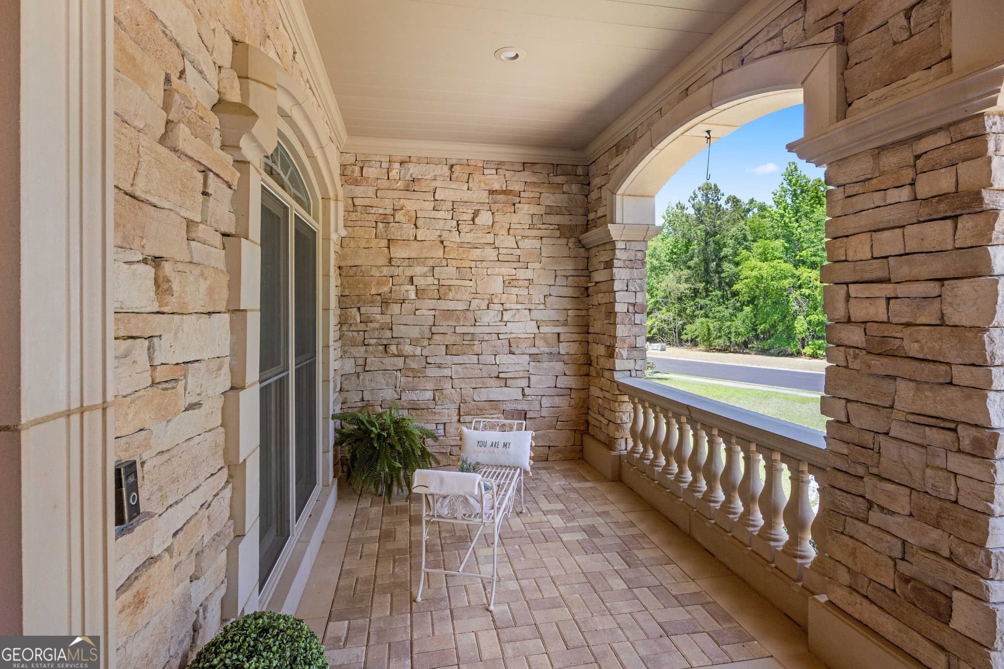 4 bedroom, 2.5 bathroom, 3,349 sq ft single family residence for sale at 4223 Spring Branch Circle, Valdosta, GA 31601 — photo 8