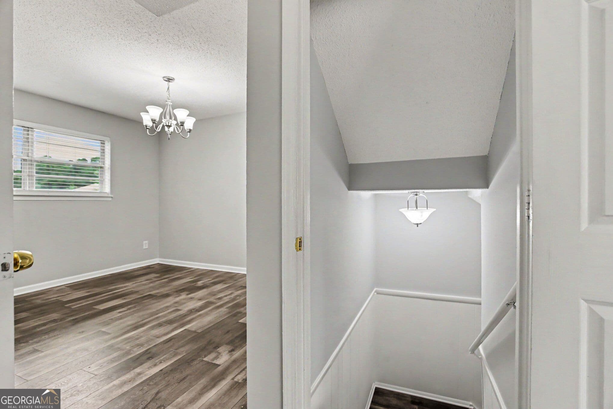 3 bedroom, 2.5 bathroom, 1,771 sq ft townhouse for sale at 4701 Flat Shoals Road 15D, Union City, GA 30291 — photo 8