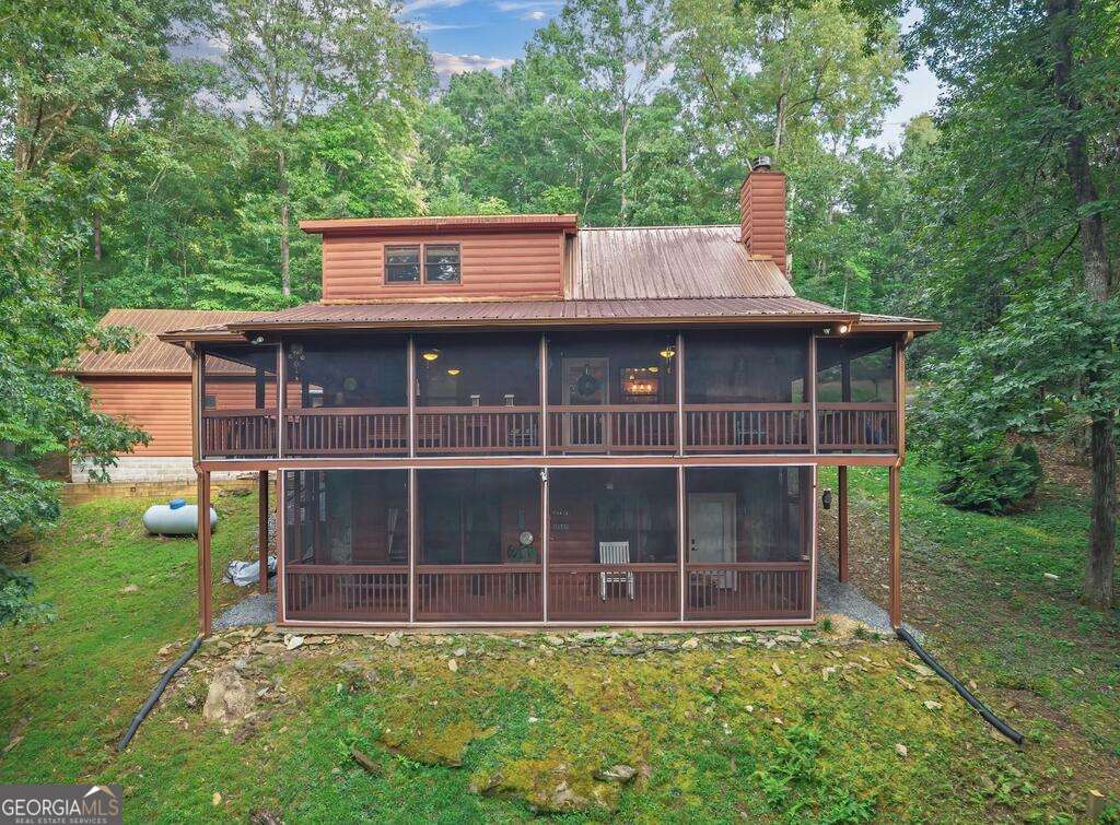 4 bedroom, 3 bathroom, 2,079 sq ft cabin,single family residence for sale at 367 Sunrise Valley Road, Blue Ridge, GA 30513 — photo 1 of 26