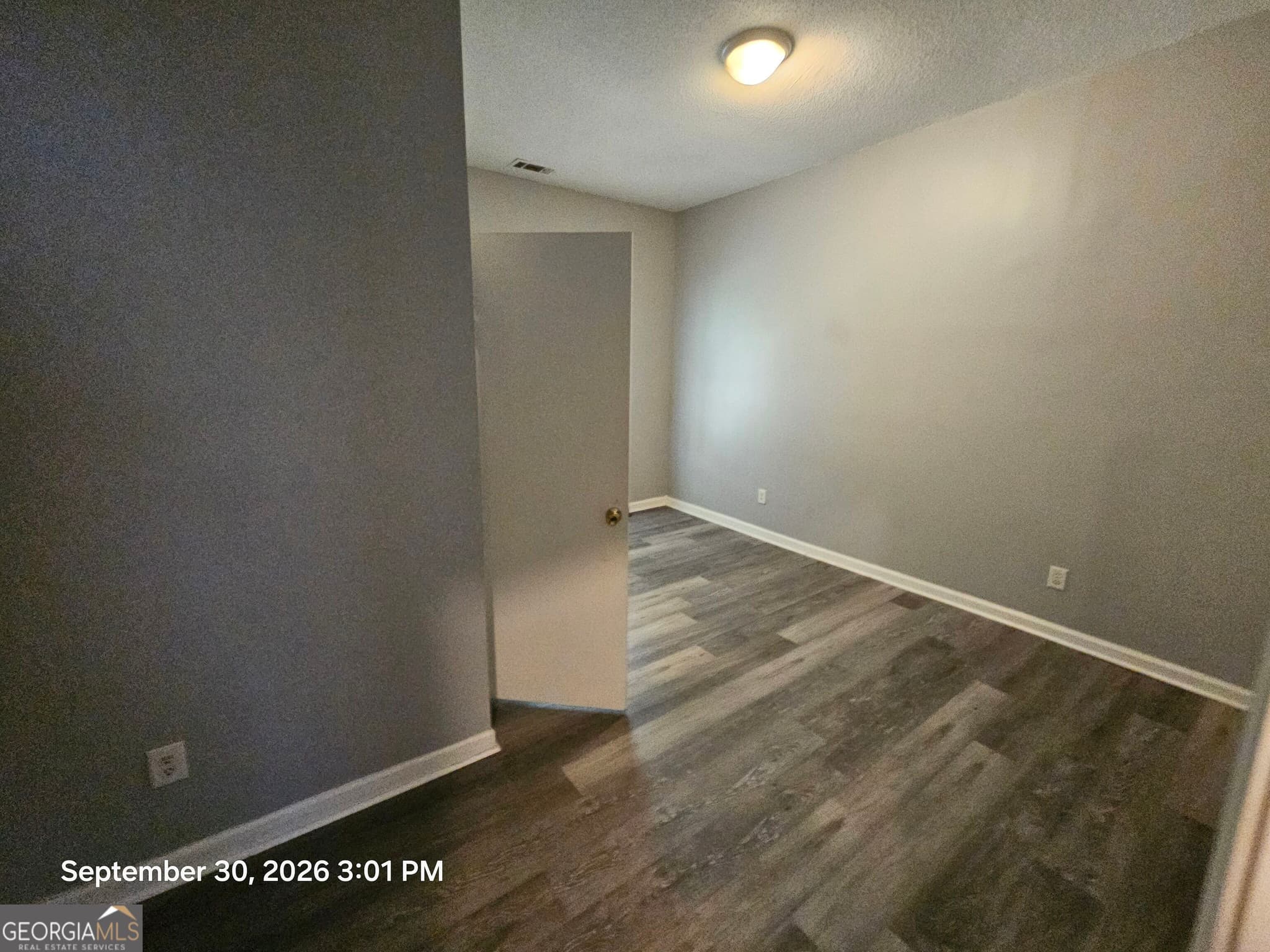 3 bedroom, 2 bathroom, 1,191 sq ft single family residence for sale at 684 Mitchell Street, Macon, GA 31217 — photo 5