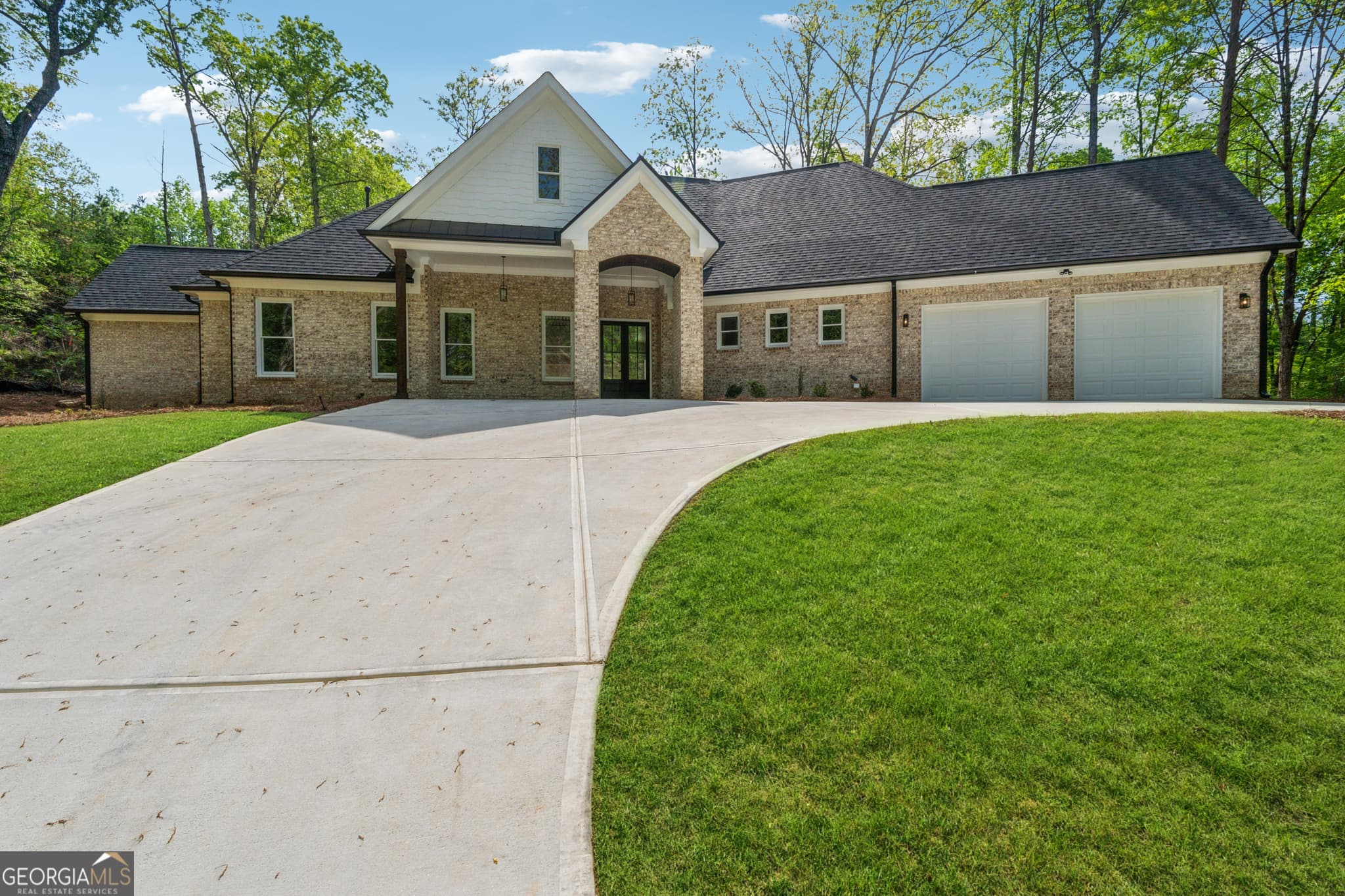 4 bedroom, 3 bathroom single family residence sold at 6029 Wellington Avenue, Gainesville, GA 30506