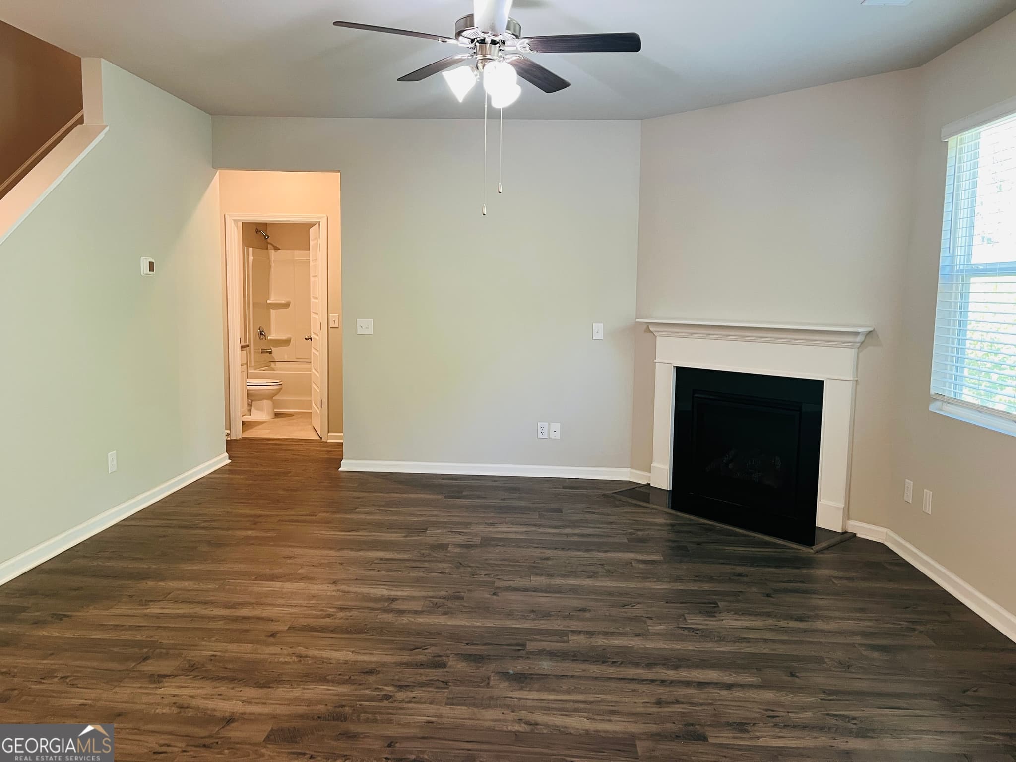 5 bedroom, 3 bathroom, 2,556 sq ft single family residence for rent at 138 Silver Birch Pass, Newnan, GA 30265 for $2,600 a month — photo 10