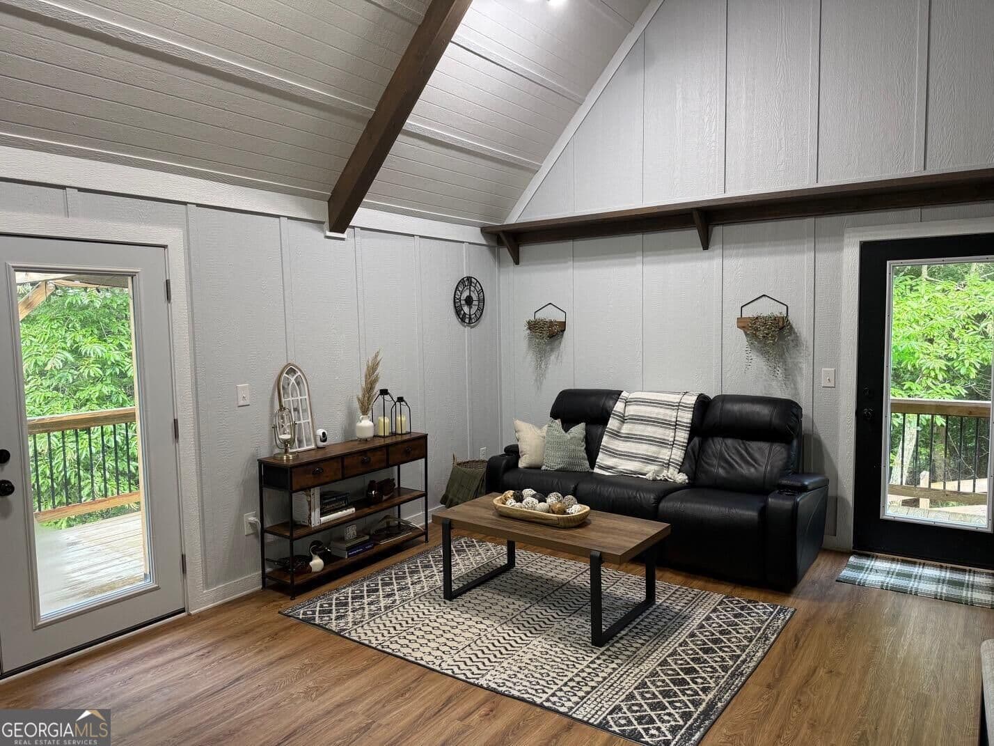 2 bedroom, 2 bathroom, 1,250 sq ft cabin,single family residence under contract at 115 Ray Drive, Young Harris, GA 30582 — photo 9