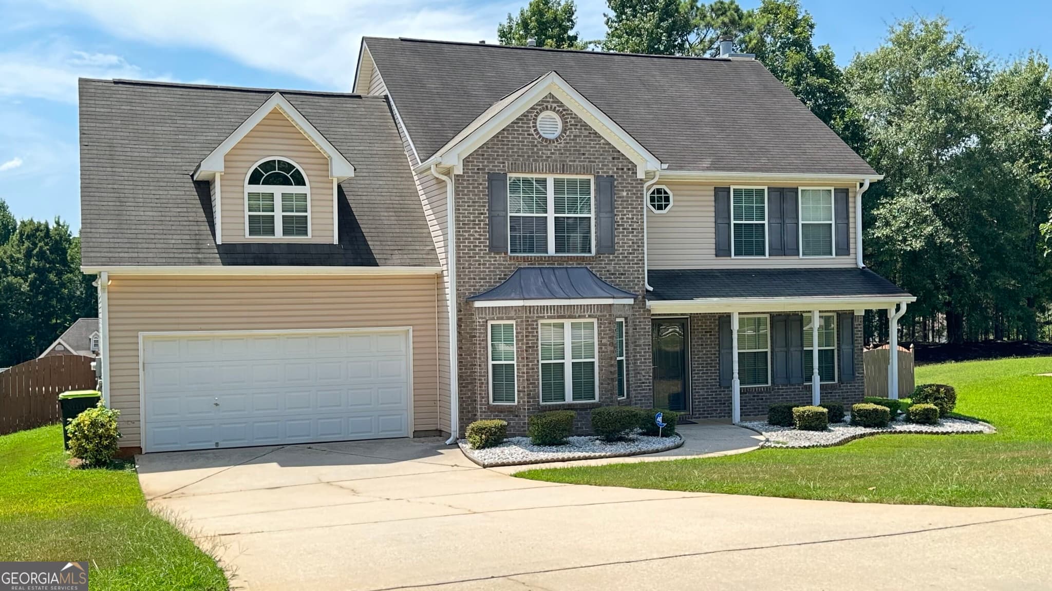 4 bedroom, 2.5 bathroom, 2,663 sq ft single family residence for sale at 136 Peachtree Glenn Drive, Ellenwood, GA 30294 — photo 1 of 44